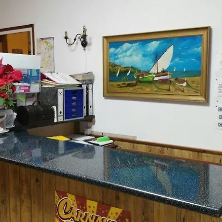 Отель Creus Росас